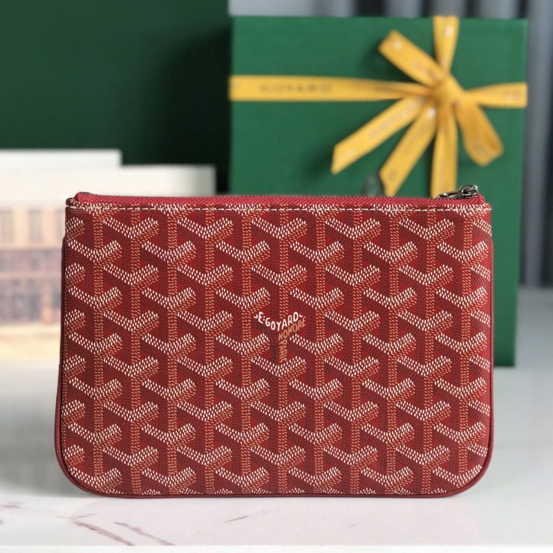 Go*ard clutch bags